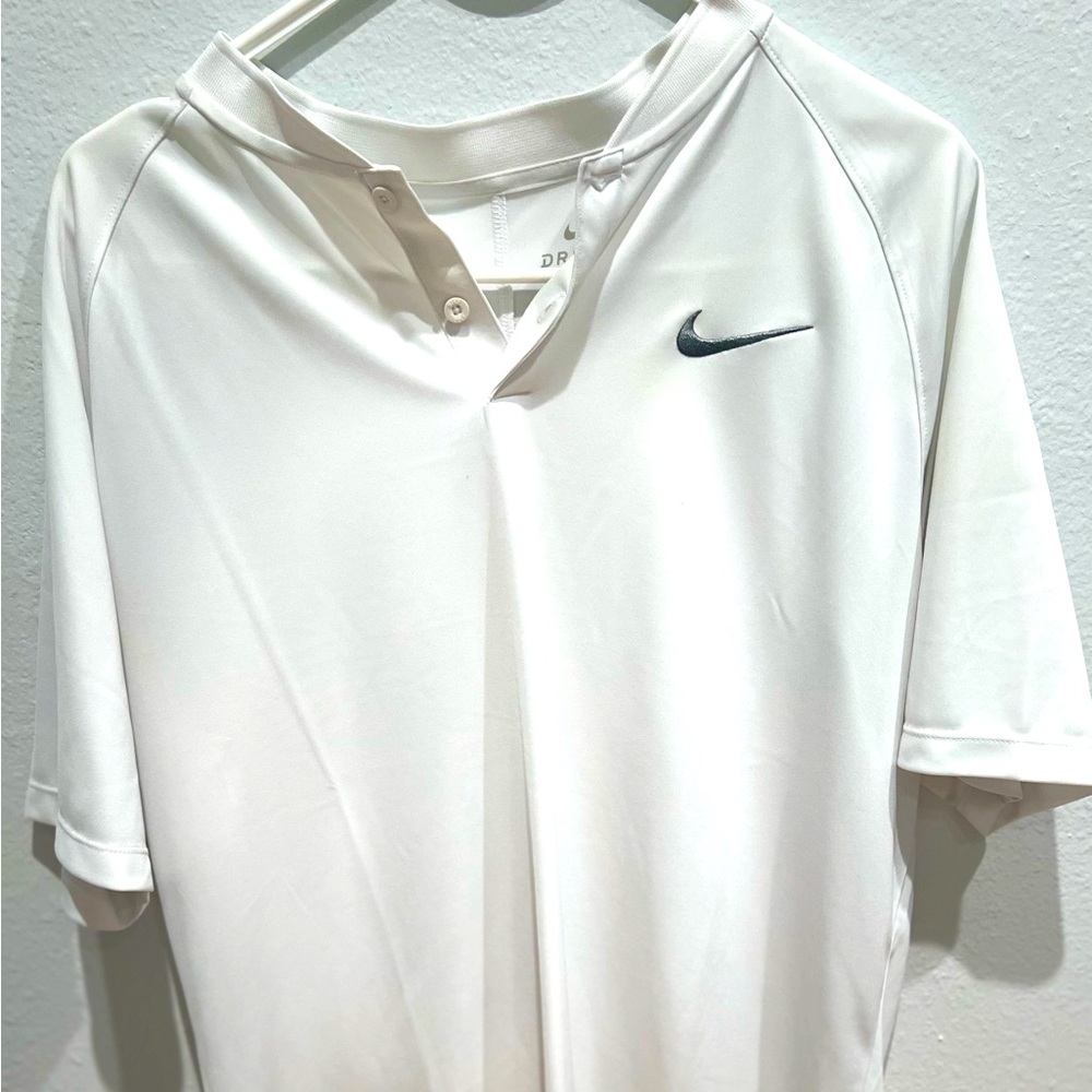 Nike Dri-fit golf polo.